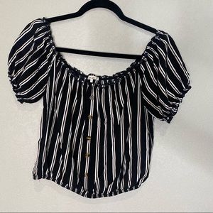 Francescas Off The Shoulder Cropped Summer Top